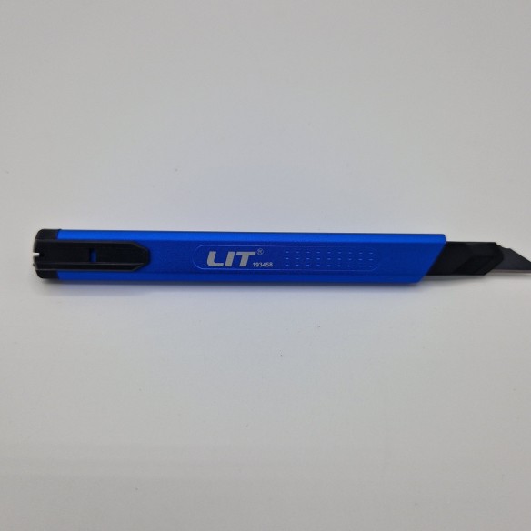 Cutter con Lama in Acciaio Inossidabile | Taglierino Professionale